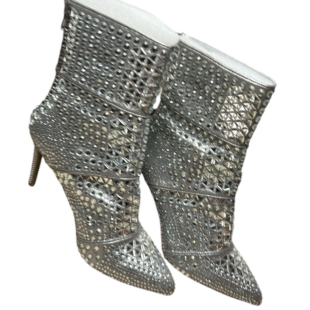 Steve Madden Rhinestone Boots Women’s Size 10